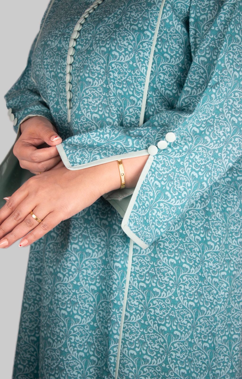 بتلات السماء